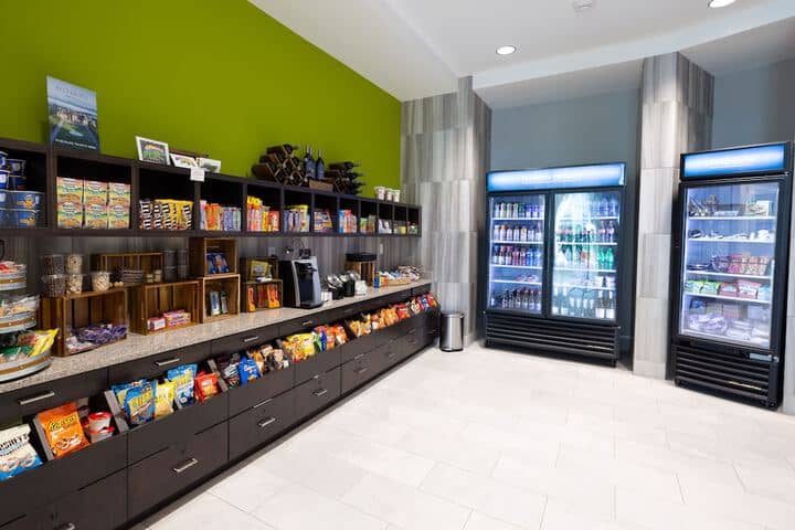 Snack bar